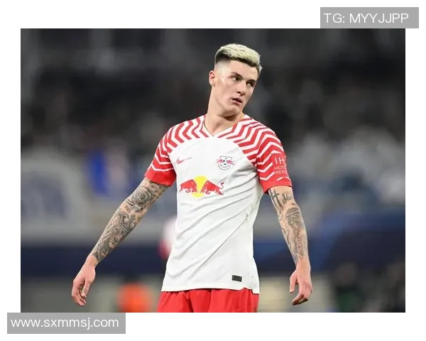 科隆足球的崛起与挑战：从历史辉煌到现代竞技的转变与展望